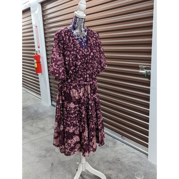 Lane Bryant NWT Size 14 Purple & Pink Lacy Short Sleeve Fit & Flare Dress - Picture 1 of 9